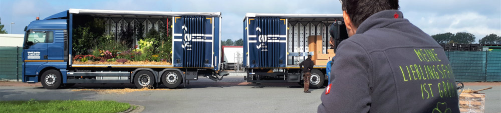 Foto-Shooting bei der Baumschule Horstmann mit einem provisorischen Plane-LKW. Foto: Harries Plantdesgin